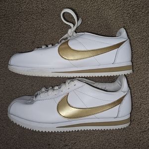 Nike Classic CortezWhite Metallic Gold (Women's)